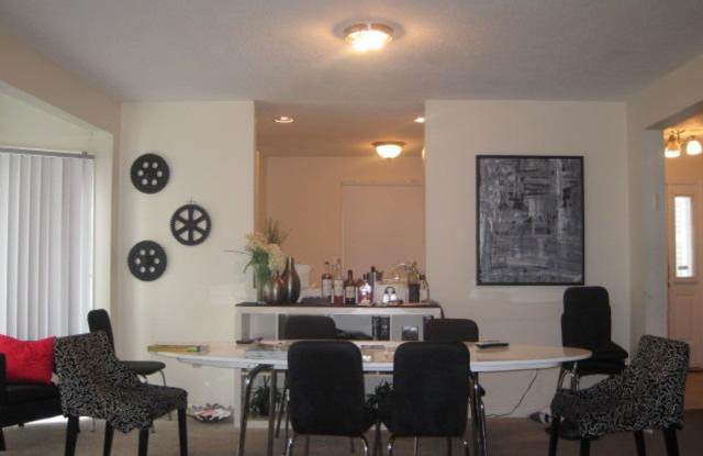 Allston 3 bed 2.5 bath - 9/1 photos photos