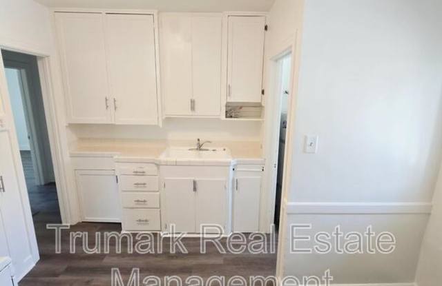 1457 E Wilson Ave photos photos