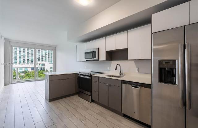 321 NE 26th St photos photos