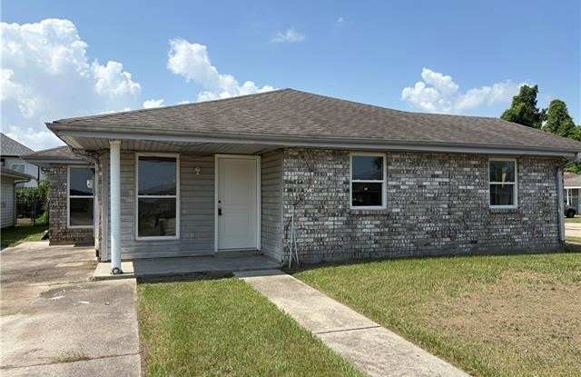9012 AMOUR Drive photos photos