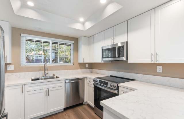 Updated 3-Bedroom Rancho Bernardo Condo with Vaulted Ceilings, Private Balcony & 2-Car Garage Gallery 1