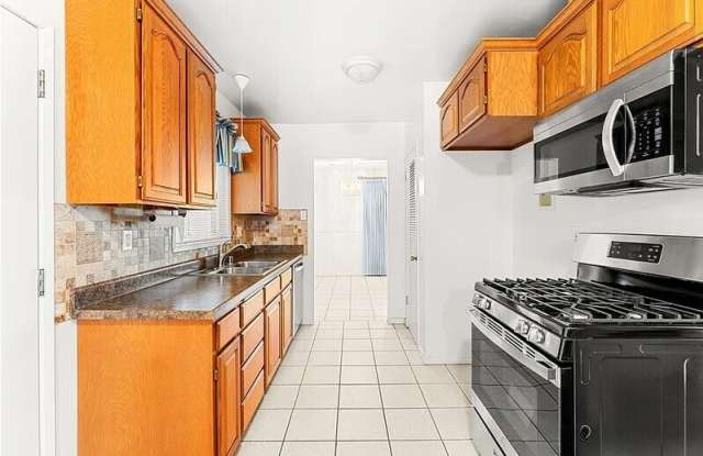 116 E Campus View Dr photos photos