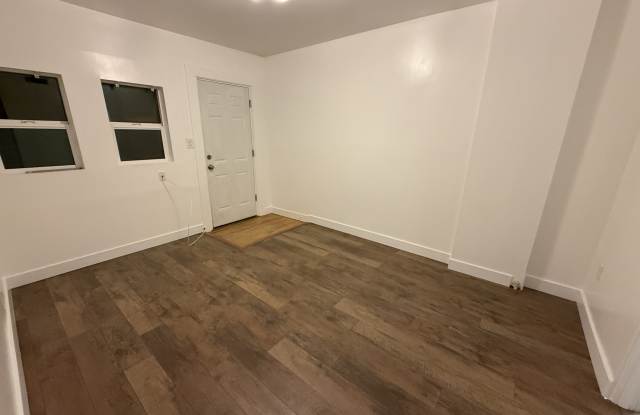 1823 1st Avenue South - 4 Gallery 2