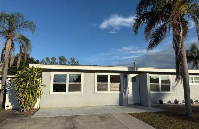 6675 Fiesta - 6675 Fiesta Way, Cypress Lake, FL 33919