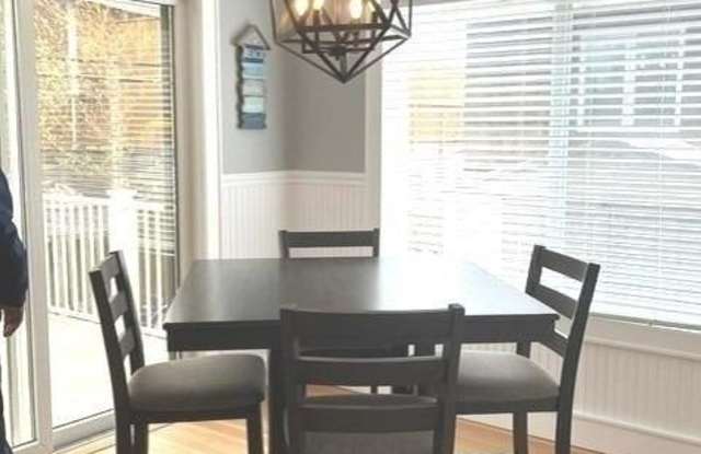 178 Wilmot Road Gallery 2