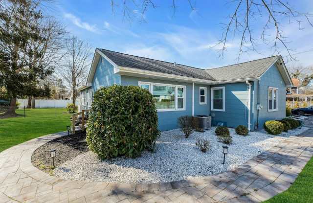 13 Argonne Road W - 13 Argonne Road West, Hampton Bays, NY 11946