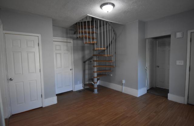 271 Cottage Street Gallery 2