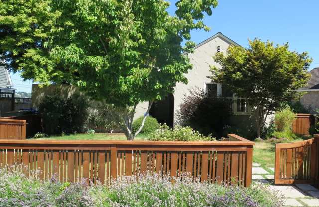 3246 Conkling Pl W Gallery 2