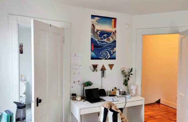 71 Murray St Gallery 1