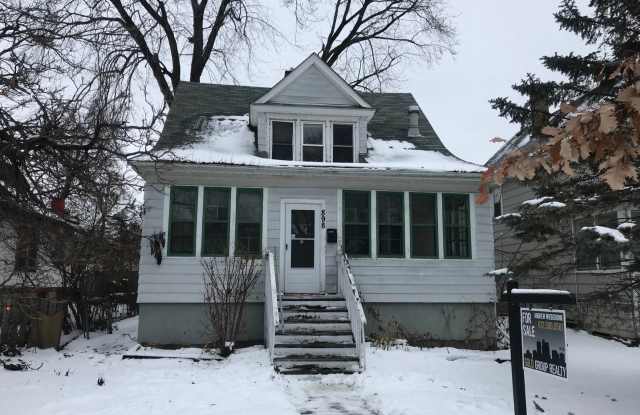 898 21st Ave Se - 898 Southeast 21st Avenue, Minneapolis, MN 55414
