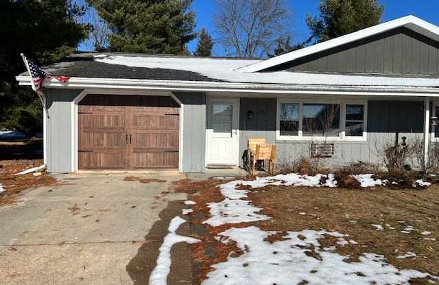 326 East Green Meadow Drive - 326 Green Meadow Drive, Wautoma, WI 54982