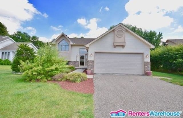 15968 Gallant Court - 15968 Gallant Court, Apple Valley, MN 55124