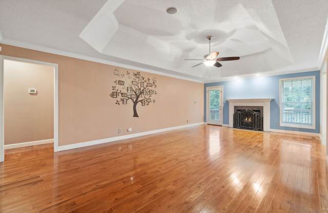 4480 Ironhorse Way Gallery 4