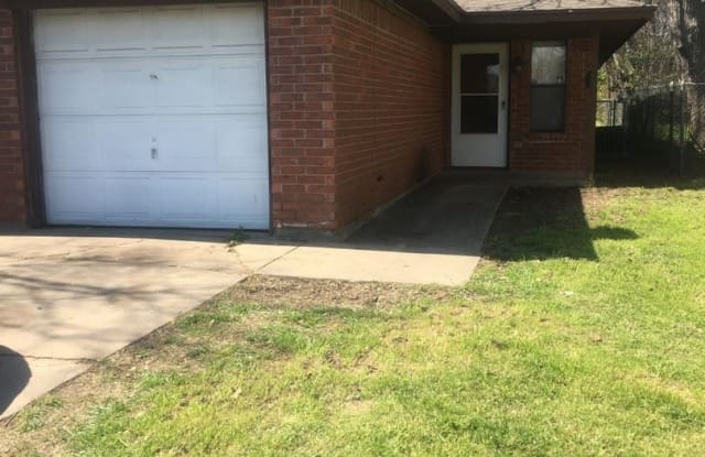 4704 Sandage Ave. - 4704 Sandage Avenue, Fort Worth, TX 76115