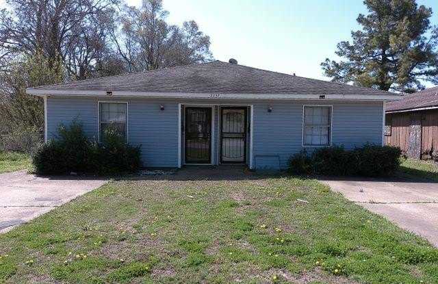 2237 W Rose - 2237 West Rose Street, Blytheville, AR 72315