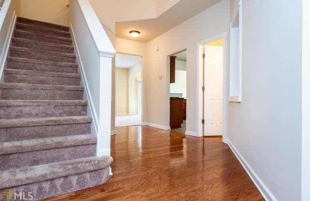 1670 Granville Ct Gallery 3