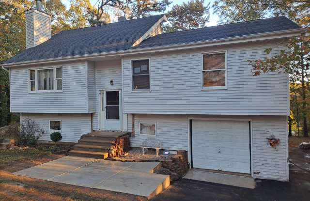 1114 Appleby Court - 1114 Appleby Court, Saw Creek, PA 18324