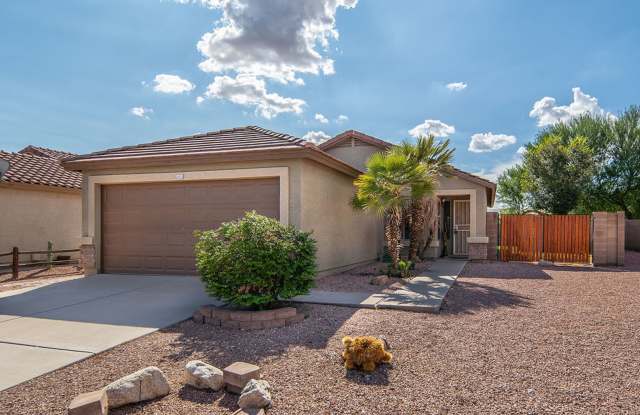 Beautiful 3bd/2ba home with RV Gate photos photos