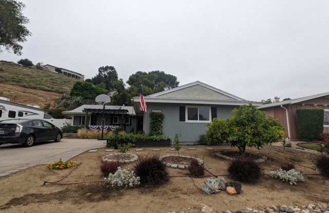Unfurnished Beautifully Updated Poway Home with Owned Solar & Modern Upgrades Gallery 1