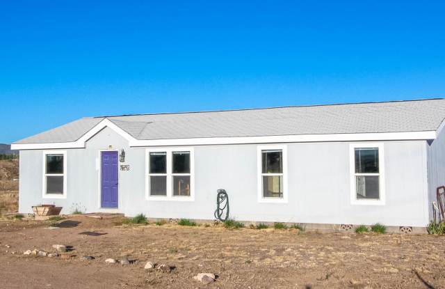 3 bedroom 2 Bathroom - Horse Property photos photos