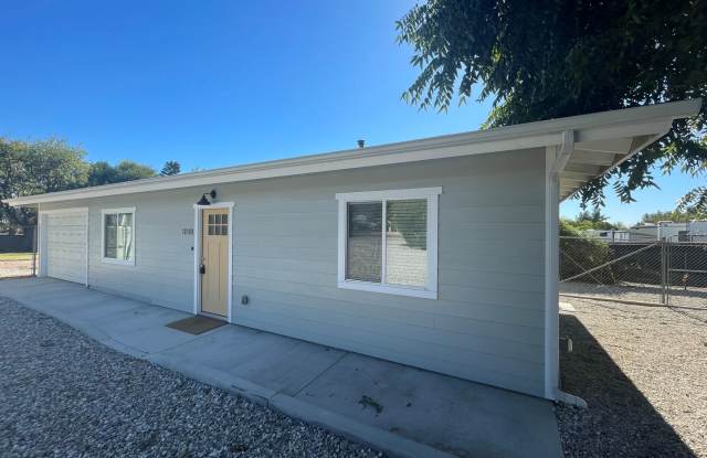 Beautiful 2 Bed 2 Bath ADU! photos photos