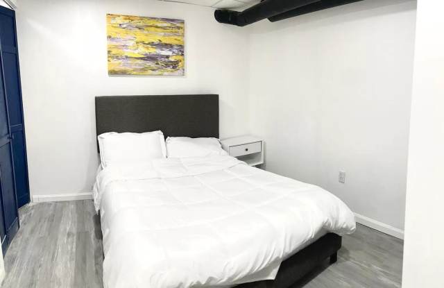 129 Gage Street Gallery 3