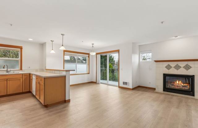 2-Bedroom Apartment for Rent at North Admiral Court - West Seattle photos photos