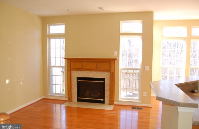 1538 GROSBEAK COURT Gallery 4