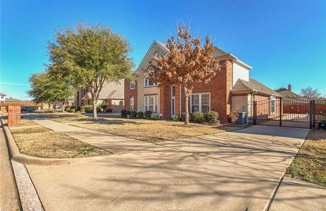 920 Chestnut Court Gallery 2