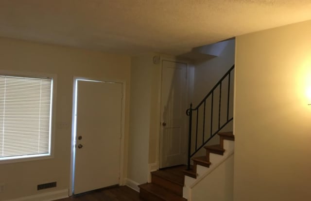 4004 Woodmere Ave Gallery 3