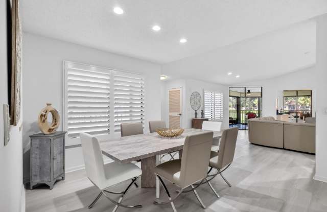 15314 Strathearn Drive Gallery 4