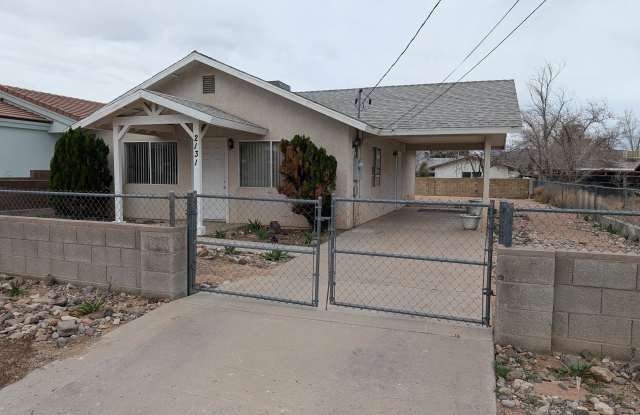 2131 Kingman Ave. - 2131 Kingman Avenue, Kingman, AZ 86401