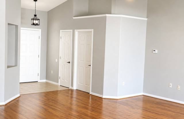 Beautifully Renovated Home with New Kitchen & Fenced Backyard in Ocala Gallery 4