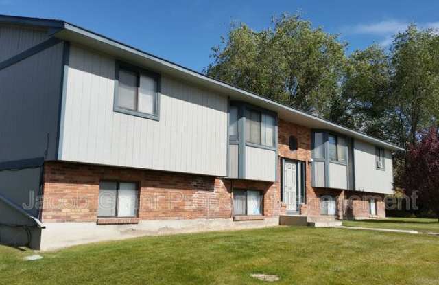 1930 Pocatello Creek Rd - 1930 Pocatello Creek Road, Pocatello, ID 83201