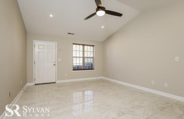 2086 Tea Berry Court Gallery 3