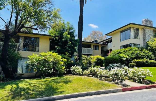 945 S Orange Grove Boulevard photos photos