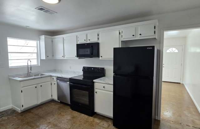 701 McLain Duplex photos photos