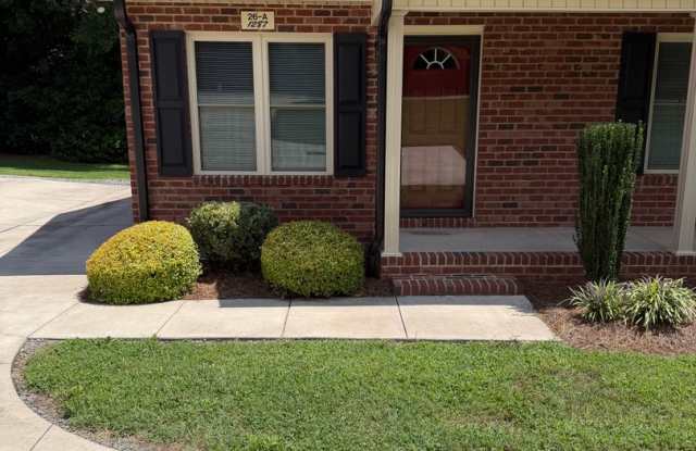 Duplex with 2 Bedrooms, 2 Baths on Janice Road, Lincolnton NC Gallery 3