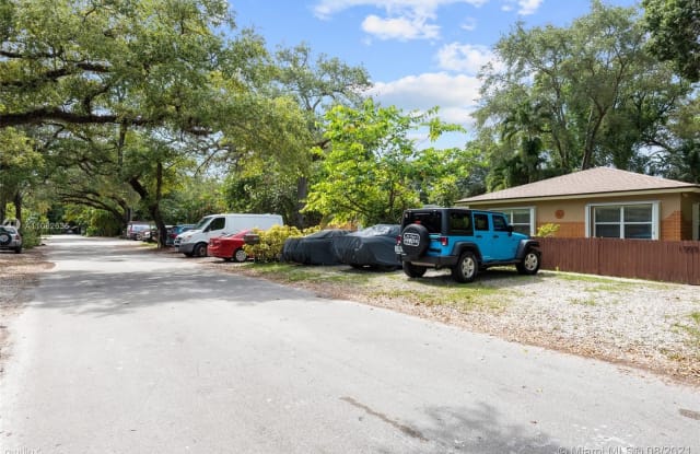1509 SW 25th St - 1509 SW 25th St, Fort Lauderdale, FL 33315