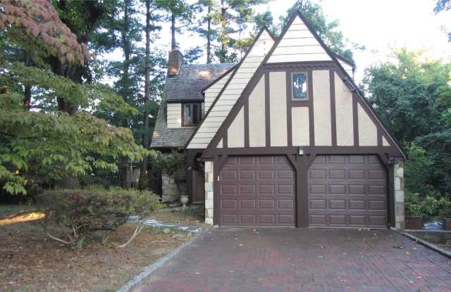 100 Hicks Lane - 100 Hicks Lane, Great Neck, NY 11023