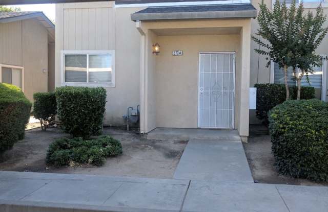 Townhouse in a gated community near Creekside Golf Course photos photos