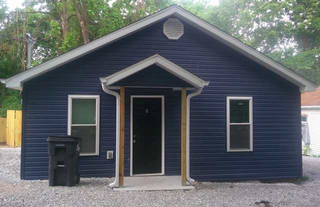 Amazing 2 Bed 1 Bath House photos photos