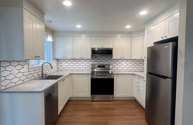 Portland Ave., 928 NW - 00928-PORT photos photos