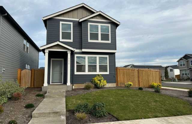 4 bedroom 2.5 bathroom home! photos photos