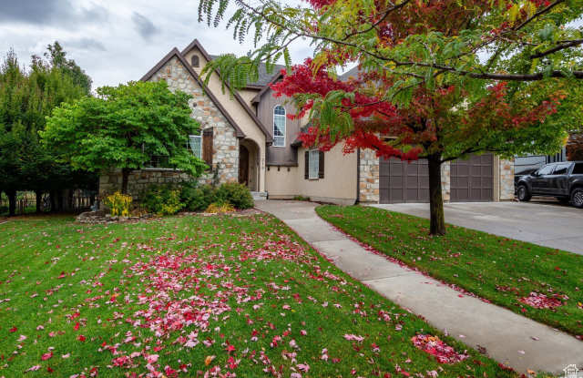 319 N MATISSE W photos photos