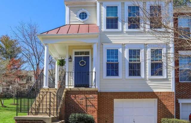 15448 BEACHLAND Way Gallery 1