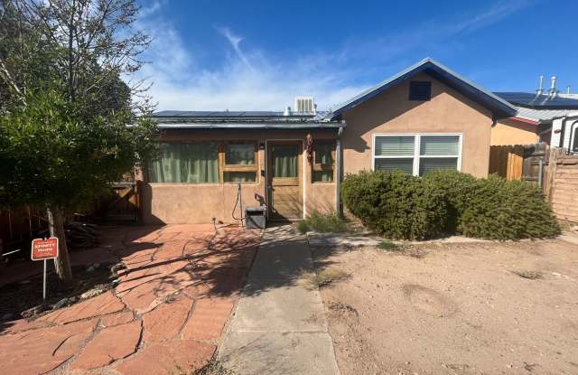 Pleasant 2 Bedroom 1 Bathroom Home In The Monkbridge Gardens Neighborhood! - 519 Headingly Avenue Northwest, Albuquerque, NM 87107