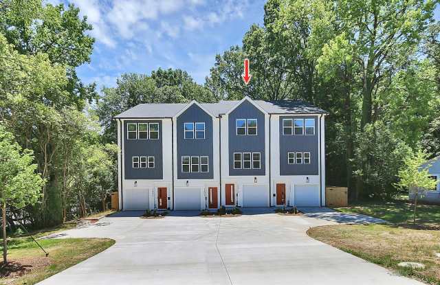 2613 Doctor Carver Road - 2613 Doctor Carver Road, Charlotte, NC 28208