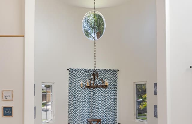 122 Santa Rosa Place Gallery 4