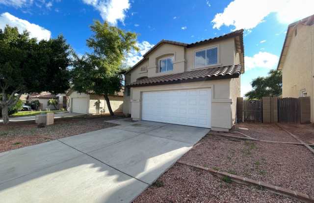 Tons of Updates! New Interior Paint, 3 bedroom, 2.5 bath, 2 car garage photos photos